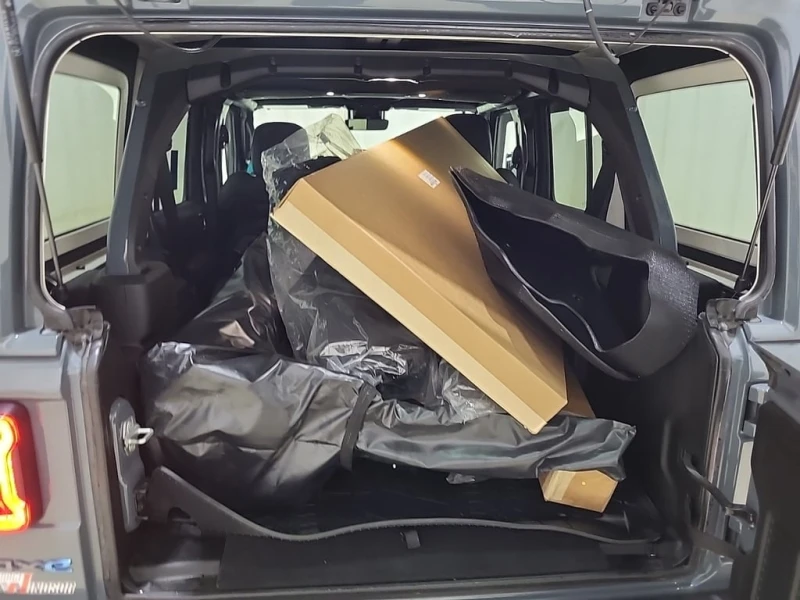 Jeep Wrangler * RUBICON X * FULL EXTRAS * ЛИЦЕНЗИРАН ПРОДАВАЧ, снимка 15 - Автомобили и джипове - 53448298