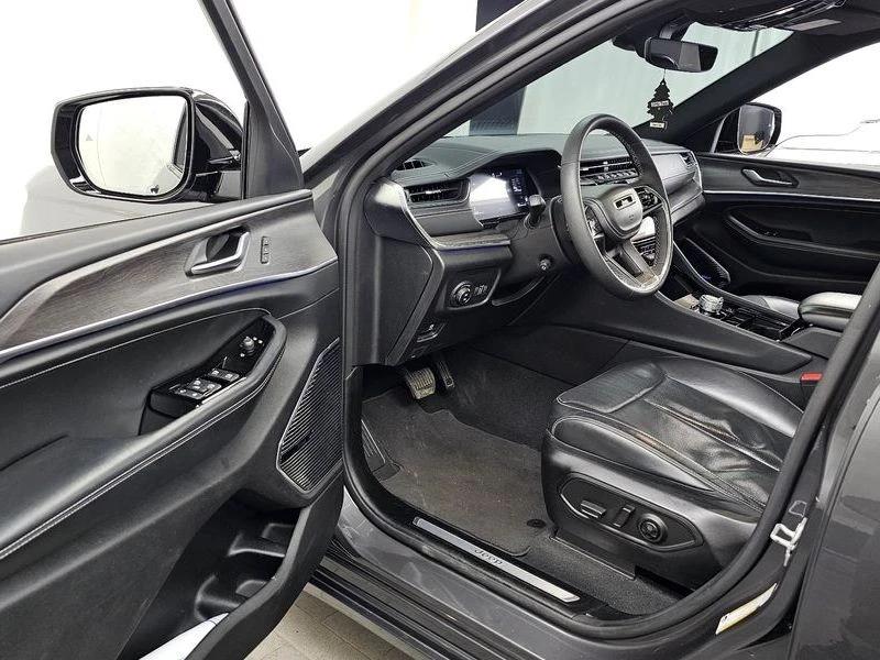 Jeep Cherokee 3.6 Overland| 295к.с.| ВКЛ.ТЕХНОТЕСТ, снимка 10 - Автомобили и джипове - 55429150