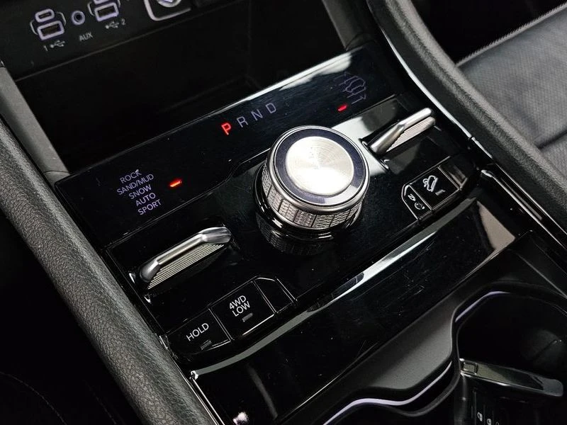 Jeep Cherokee 3.6 Overland| 295к.с.| ВКЛ.ТЕХНОТЕСТ, снимка 9 - Автомобили и джипове - 55429150