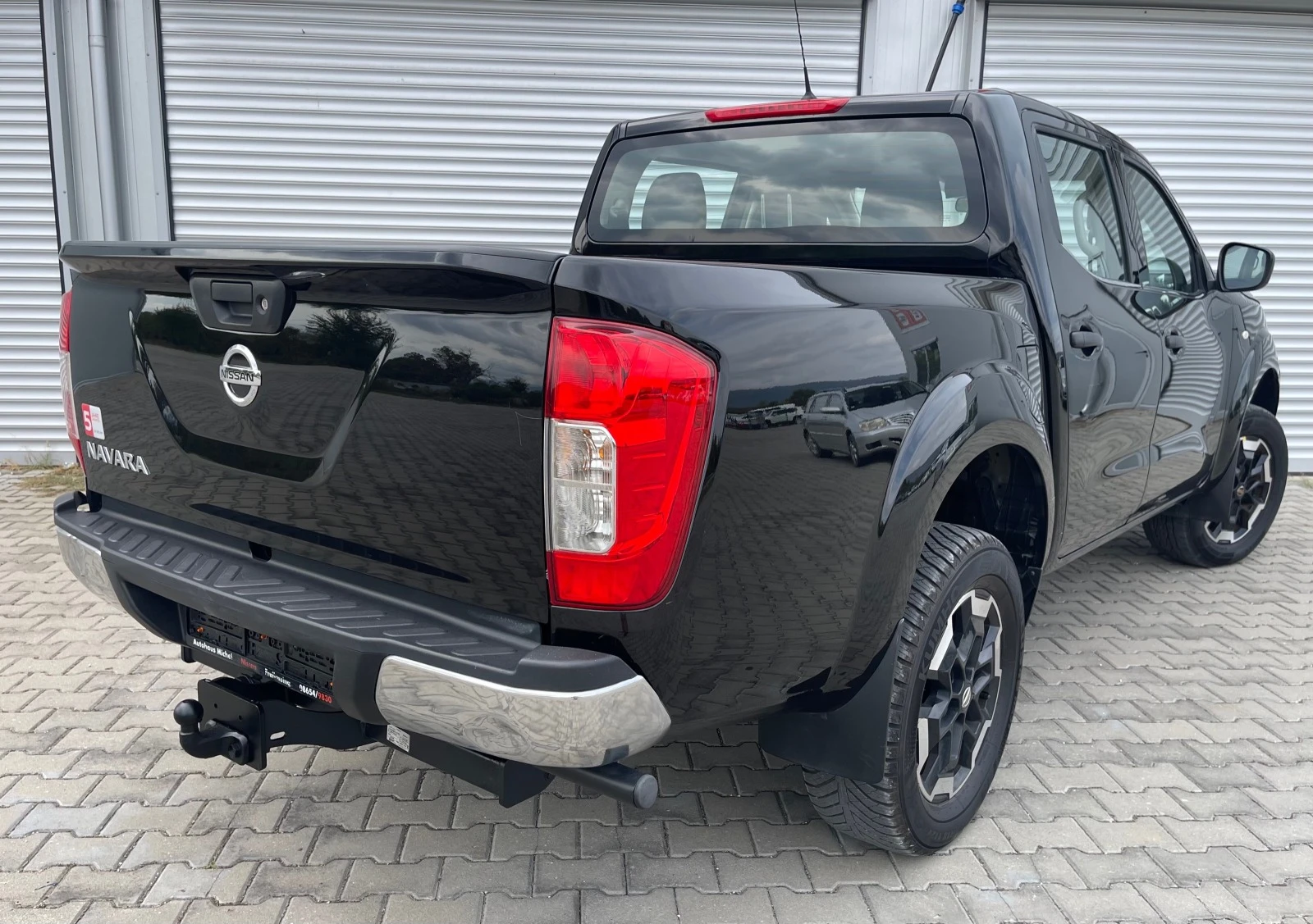 Nissan Navara 2, 3 190k.c.4x4, 4+ 1 м., 6cк., N1G - изображение 5