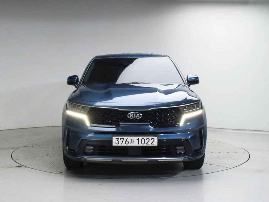 Kia Sorento Diesel 2.2 2WD Trendy * НАЙ-ДОБРА ЦЕНА В БЪЛГАРИЯ* - изображение 3