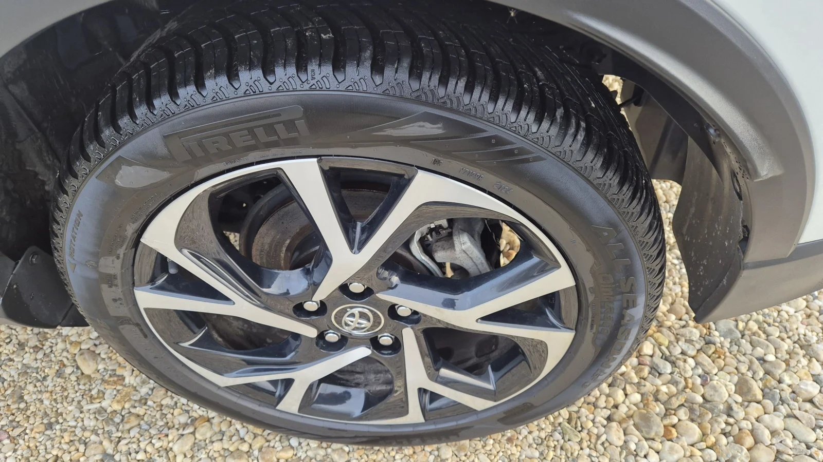 Toyota C-HR 1.8 HYBRID 100.100%!!EDITION SPORT   | Mobile.bg   8