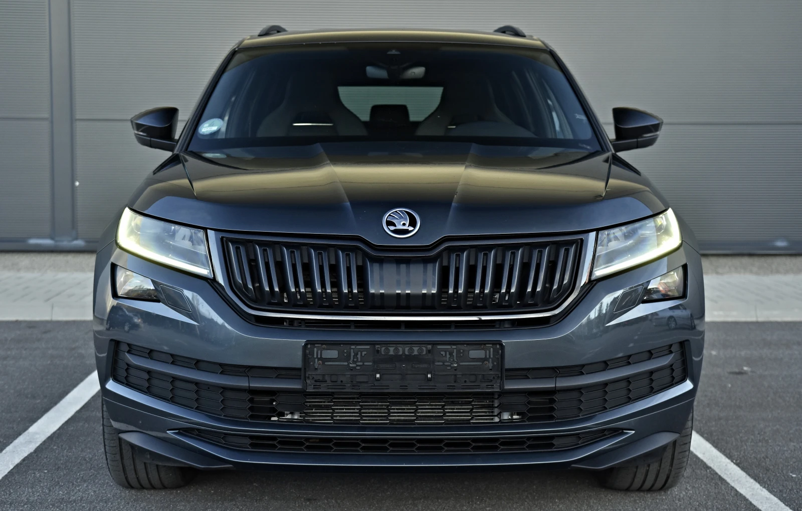 Skoda Kodiaq 2.0TDI/SPORT LINE/4x4/Distronic/Camera/Keyless/ | Mobile.bg � ����������� 2