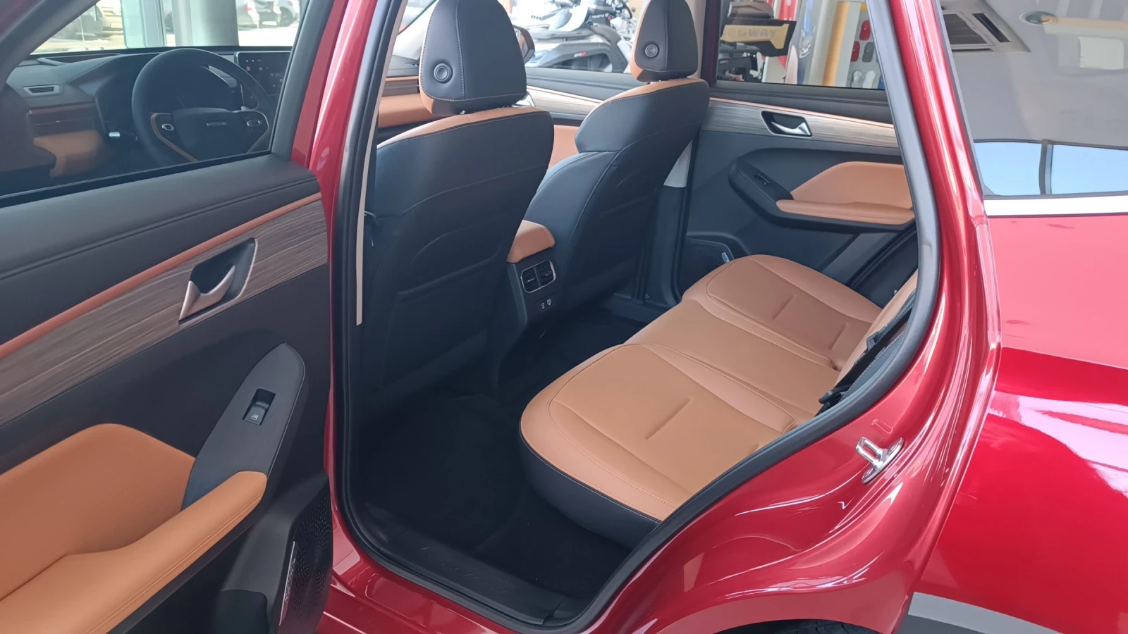 Haval Jolion Facelift SUPREME HUD & PANORAMA  | Mobile.bg � ����������� 11