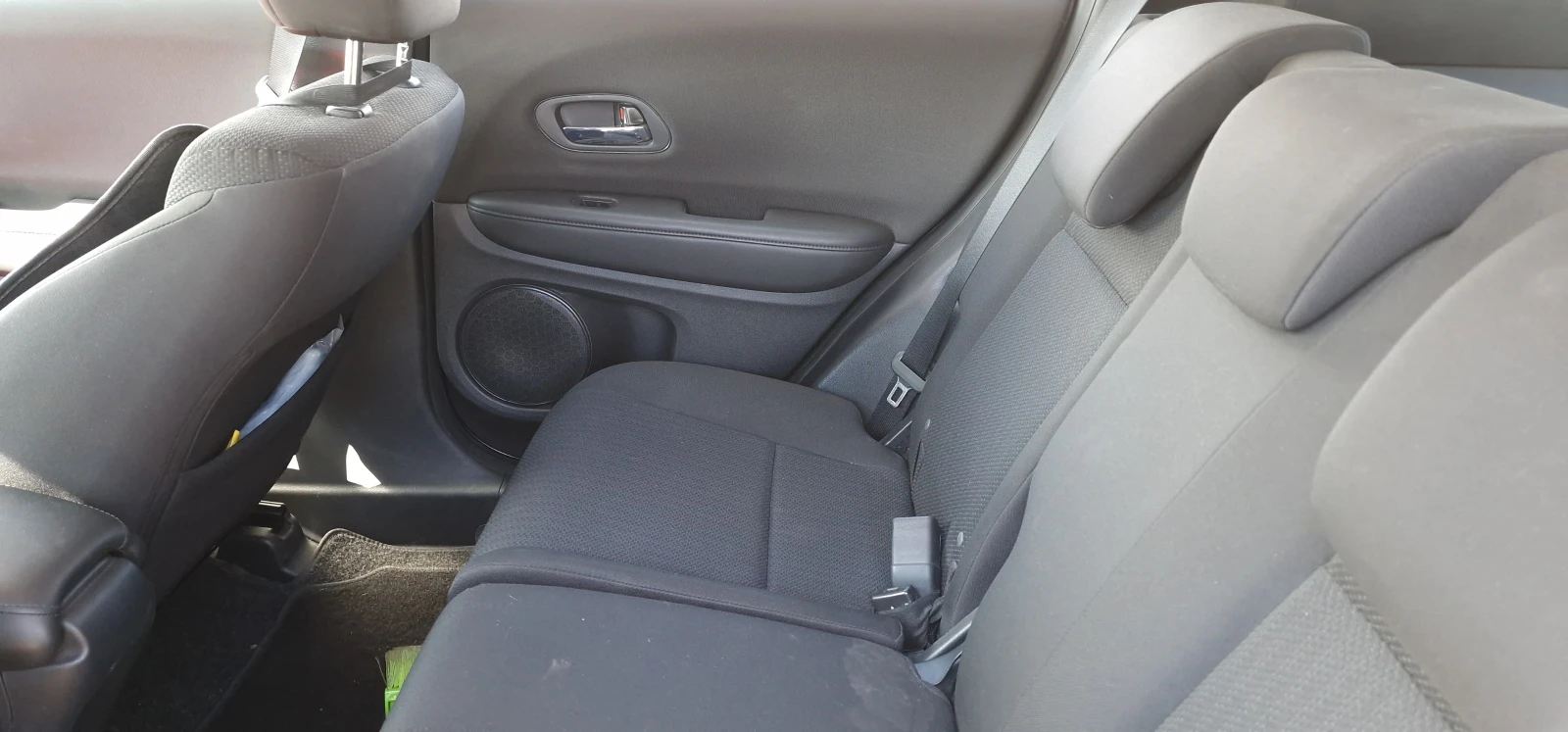 Honda Hr-v, снимка 17 - Автомобили и джипове - 53782297