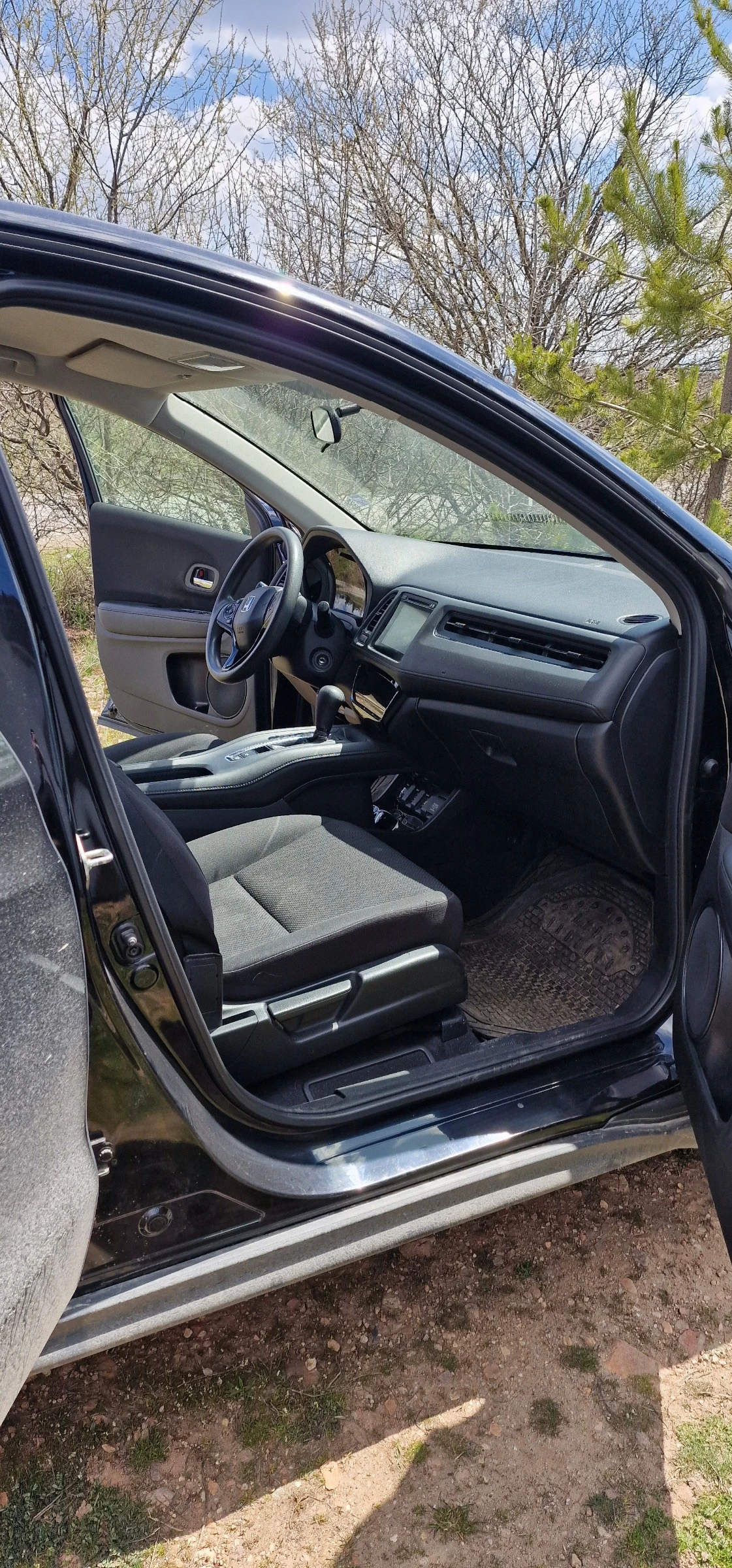 Honda Hr-v, снимка 15 - Автомобили и джипове - 53782297