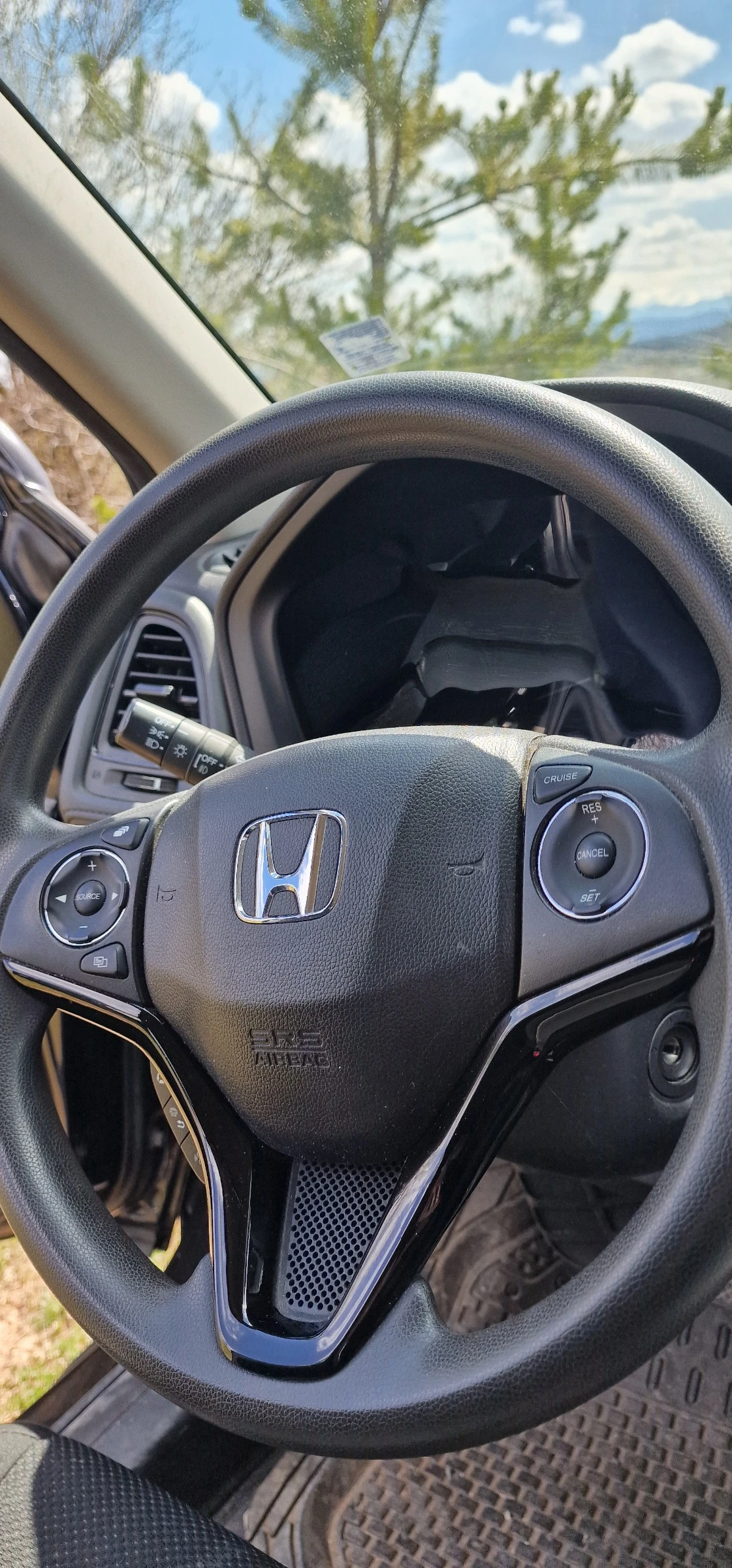 Honda Hr-v, снимка 13 - Автомобили и джипове - 53782297