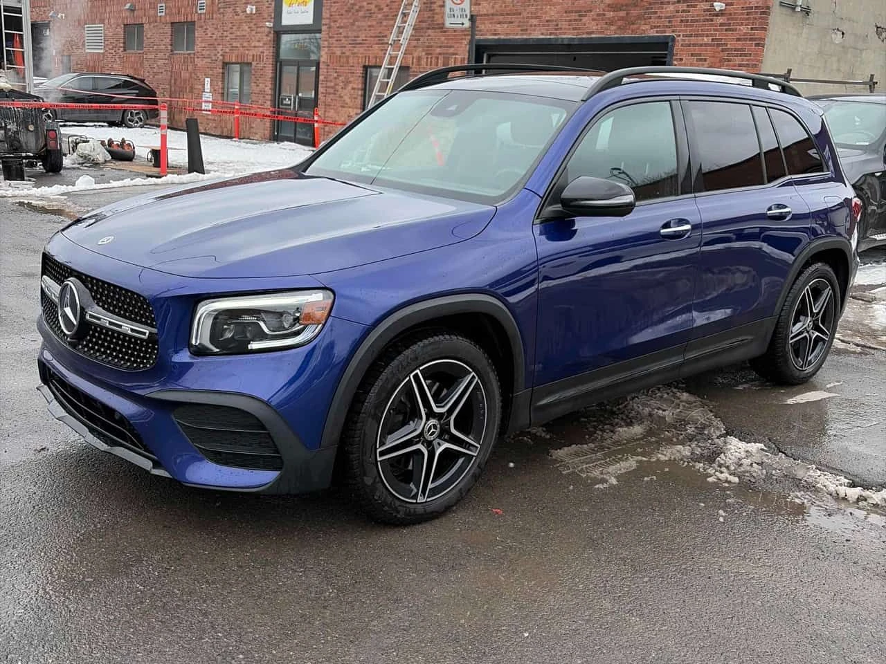 Mercedes-Benz GLB /360/DISTRONIC/PANO | Mobile.bg � ����������� 1
