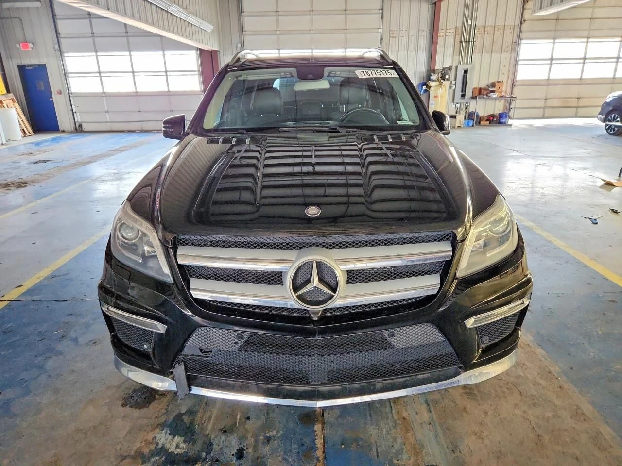 Mercedes-Benz GL 550, снимка 5 - Автомобили и джипове - 54055812