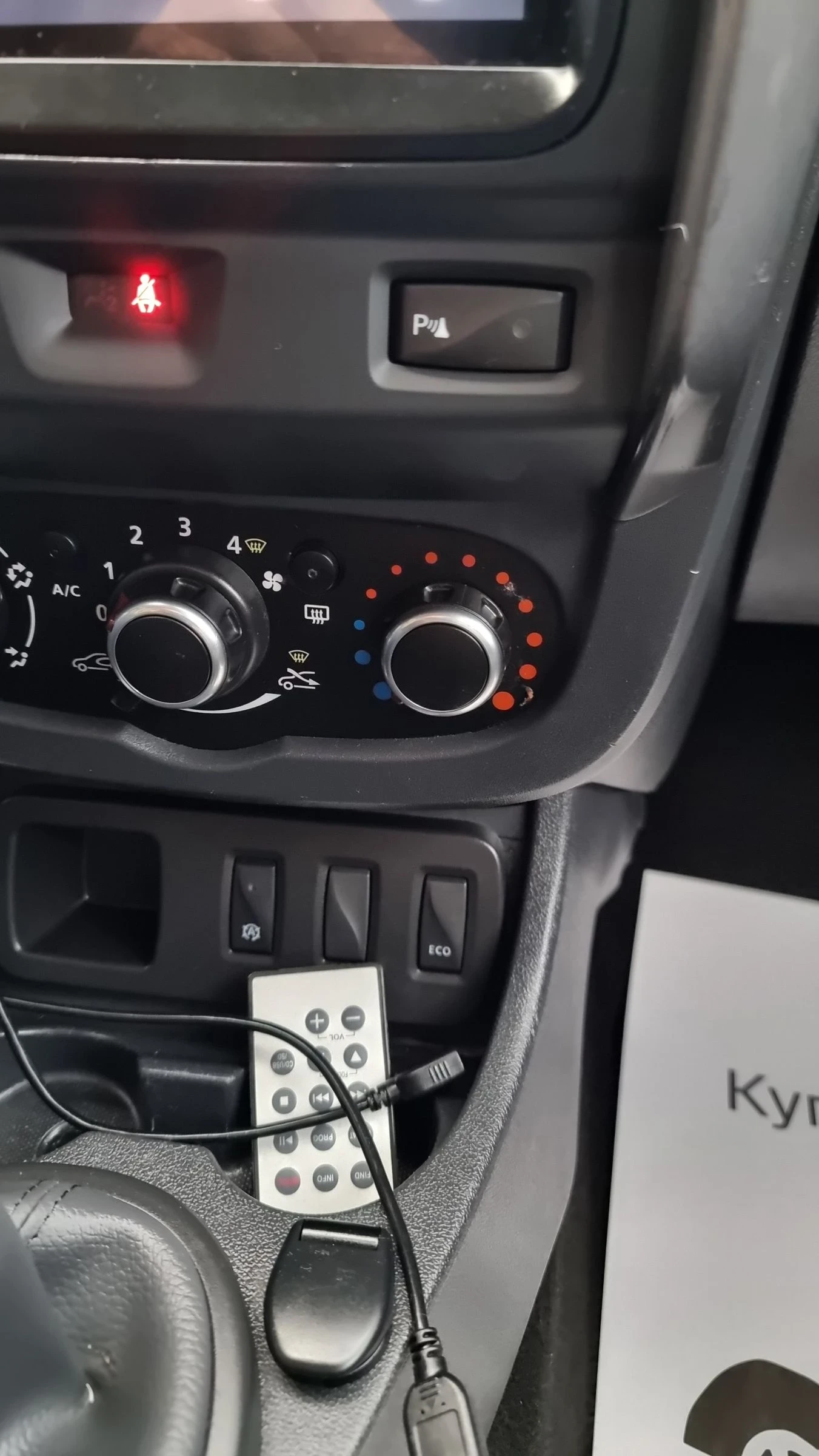 Dacia Duster 1, 5dci, снимка 13 - Автомобили и джипове - 54626788