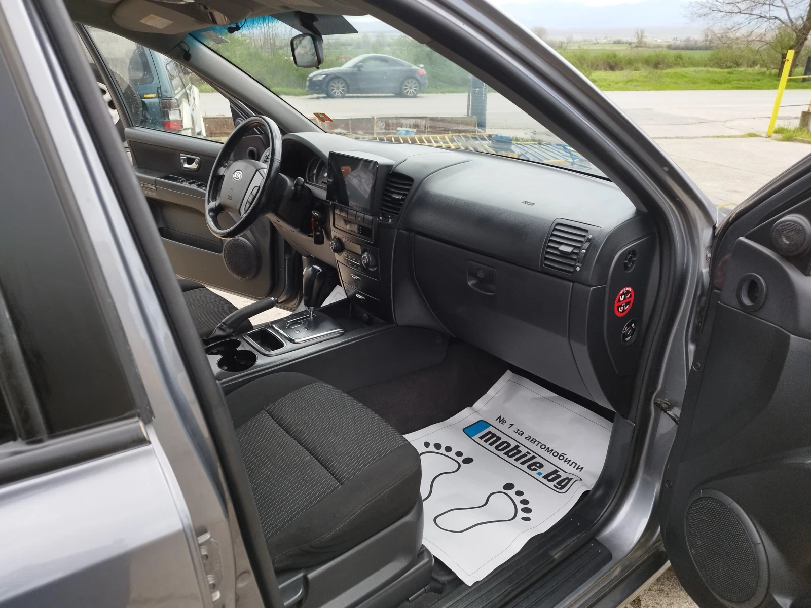 Kia Sorento 2.5 CRDI, снимка 9 - Автомобили и джипове - 54810244