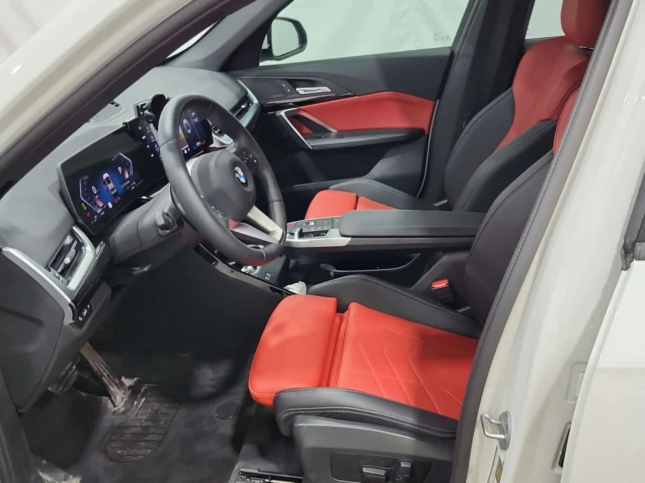 BMW X1 XDRIVE28I | CARFAX | АВТОКРЕДИТ БЕЗ ПЪРВОНАЧАЛНА , снимка 7 - Автомобили и джипове - 55303939