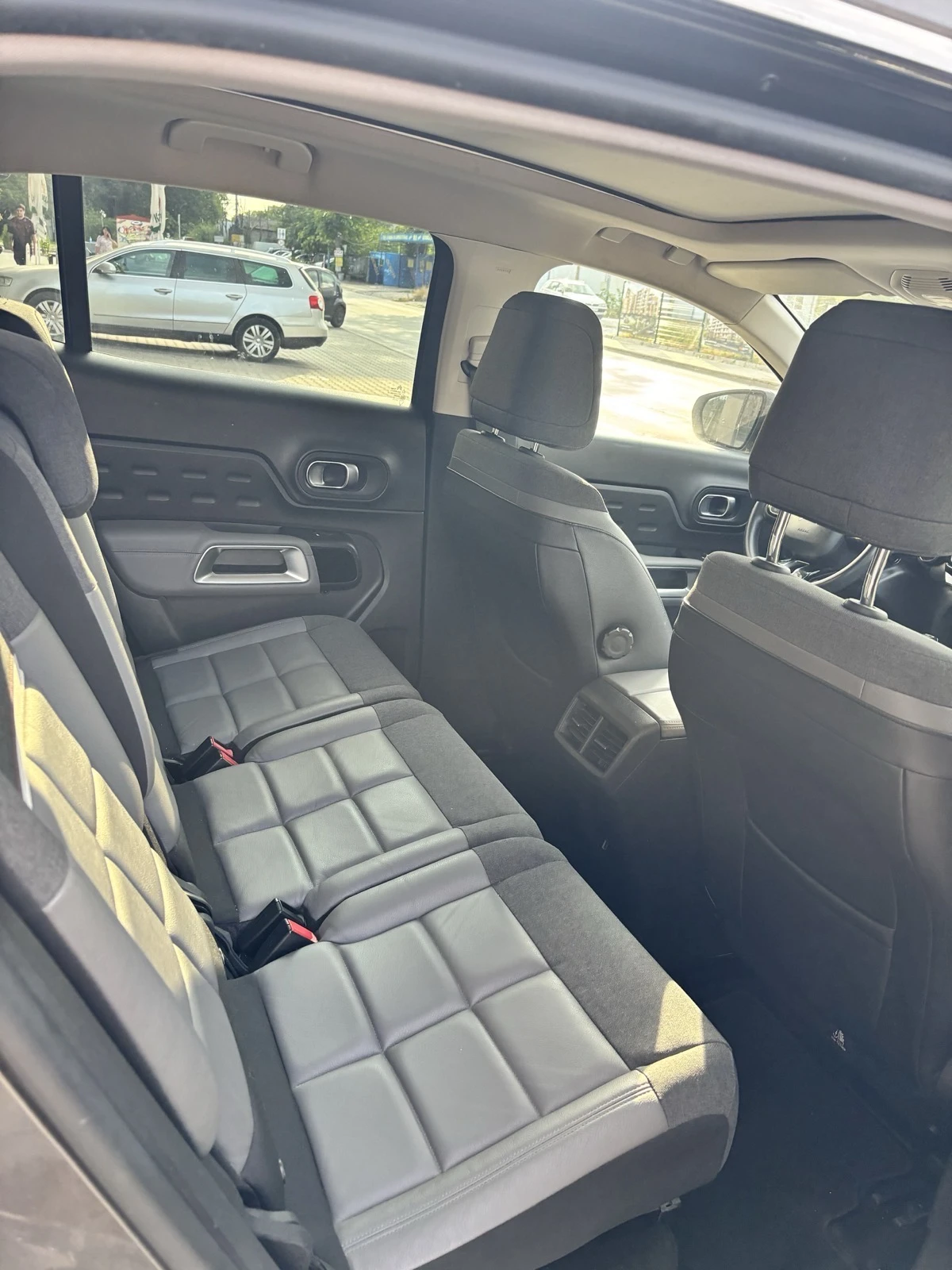 Citroen C5 Aircross 1.5 HDI SHINE LED , снимка 4 - Автомобили и джипове - 55388544
