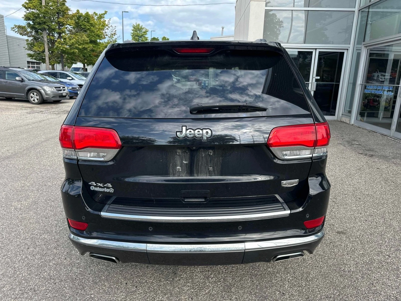 Jeep Grand cherokee Summit ЦЕНА ДО БЪЛГАРИЯ РЕГИСТРАЦИЯ & АВТОКРЕДИТ, снимка 5 - Автомобили и джипове - 55461751