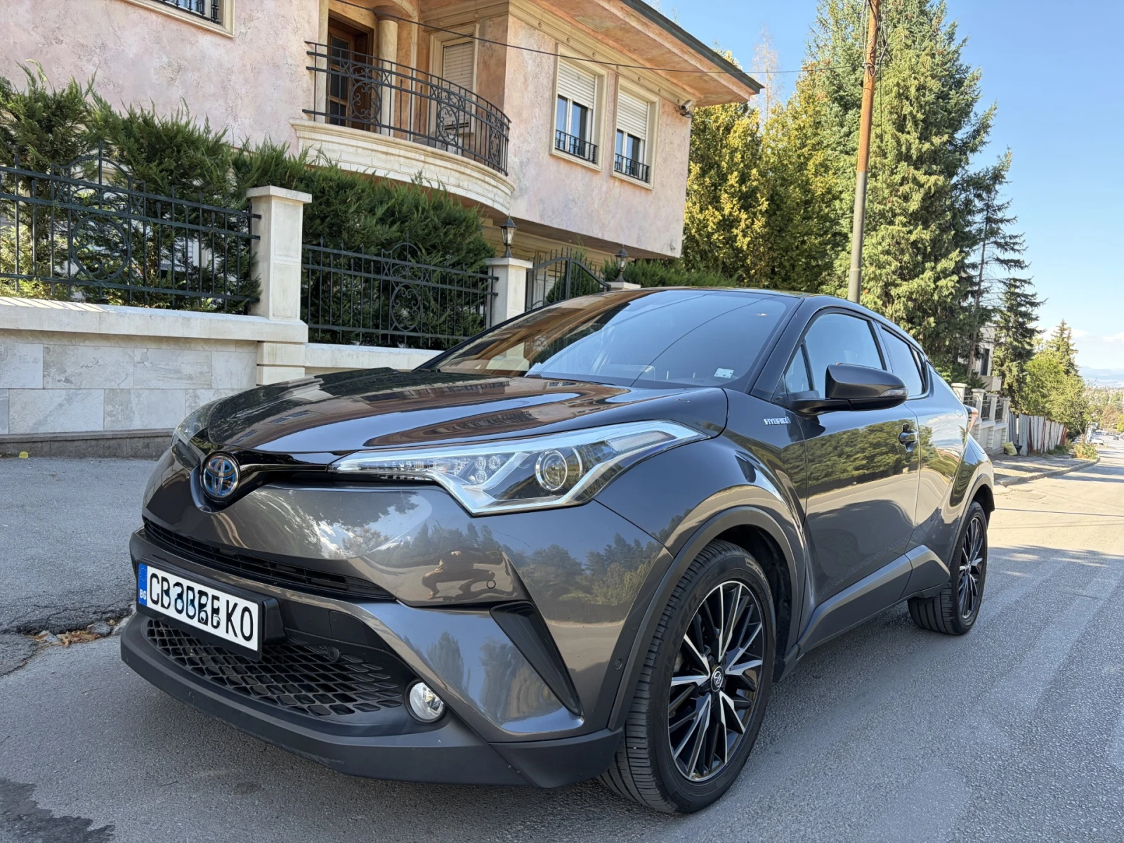 Toyota C-HR Hybrid CLUB/ТОП Екстри/Обслужена