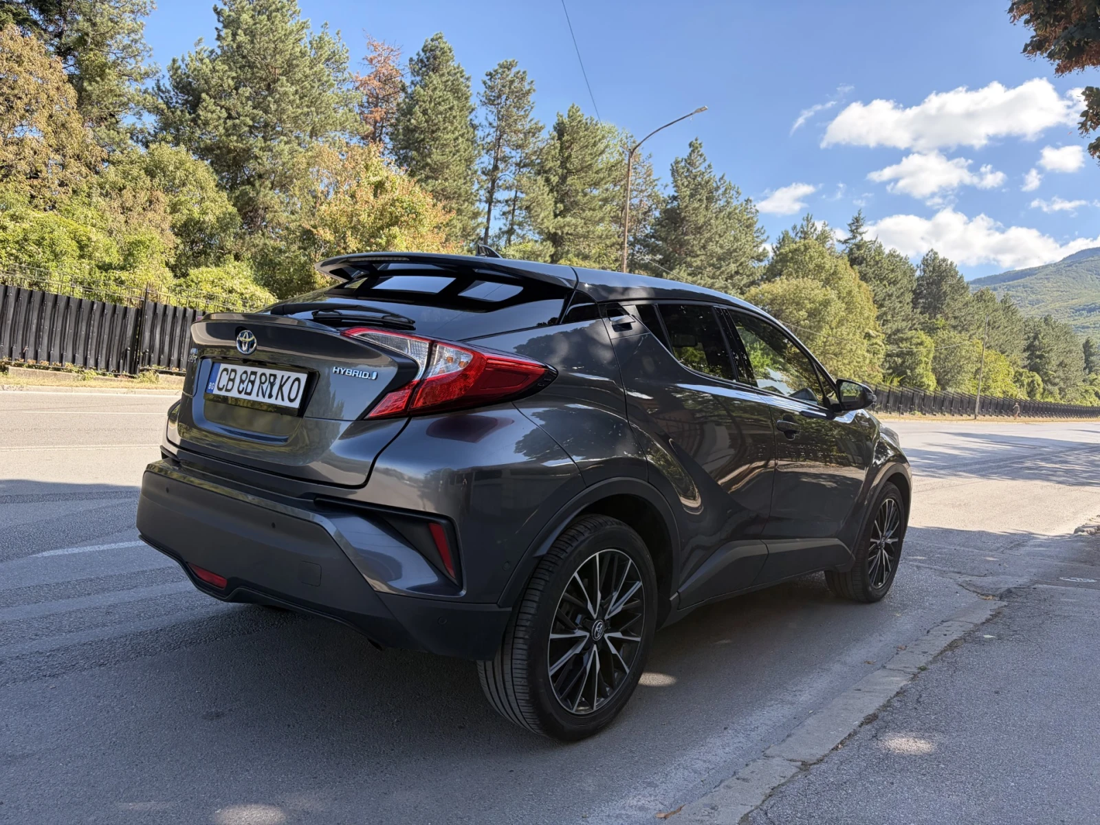 Toyota C-HR Hybrid/ТОП Екстри/Обслужена, снимка 5 - Автомобили и джипове - 55945116