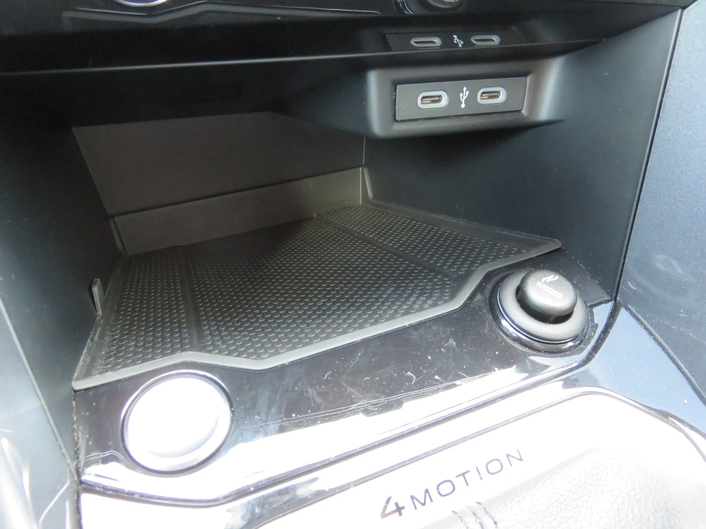VW T-Roc | Mobile.bg � ����������� 12
