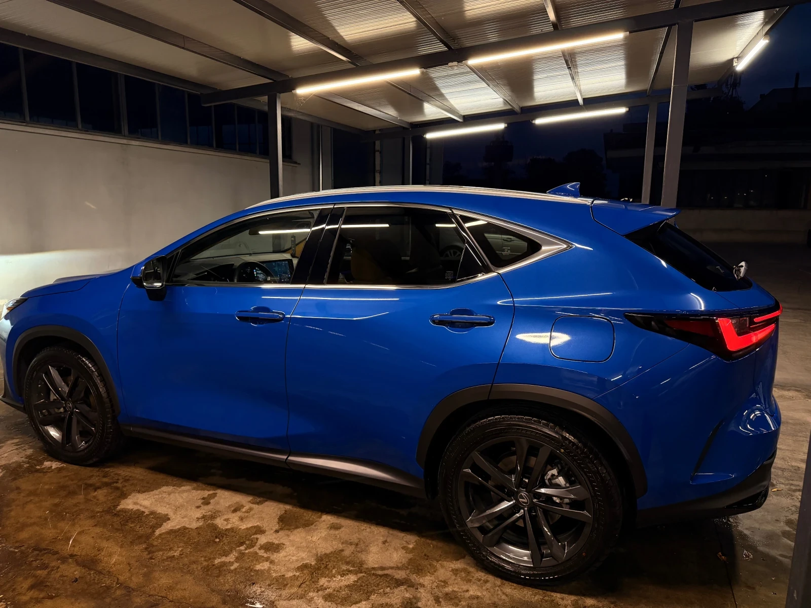 Lexus NX 450, снимка 4 - Автомобили и джипове - 56137598