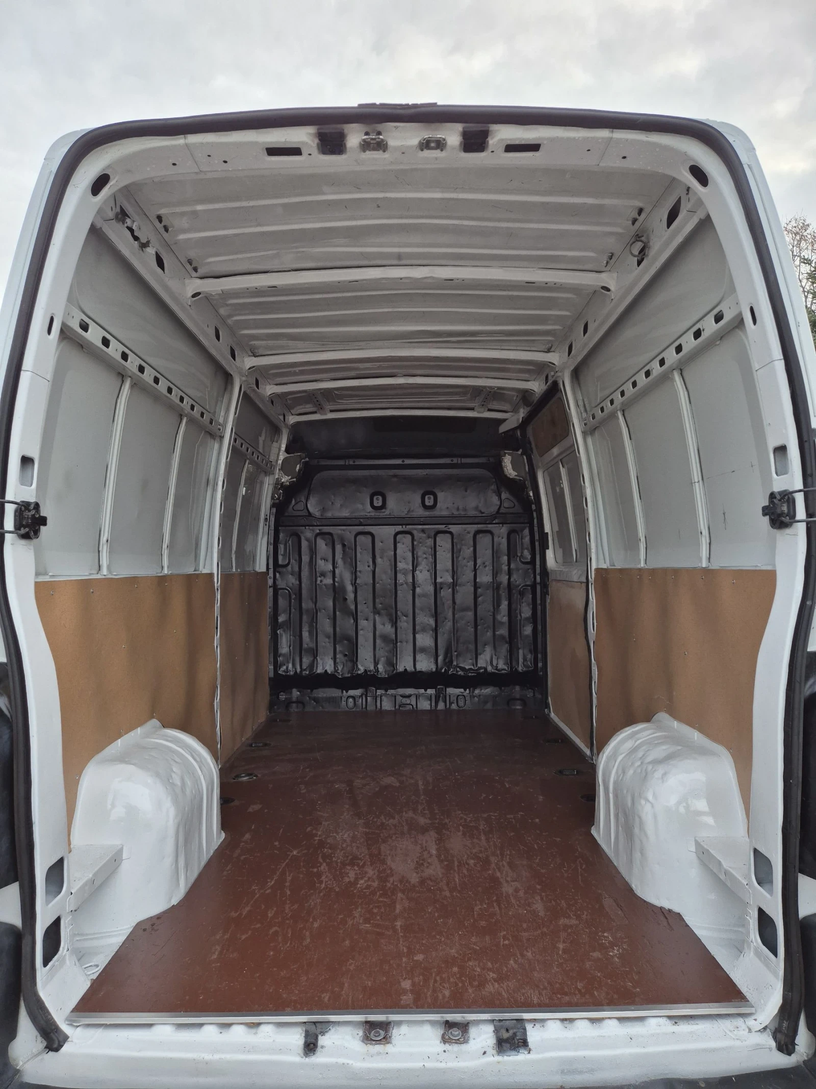 Opel Movano 2, 5dti-klima - изображение 10