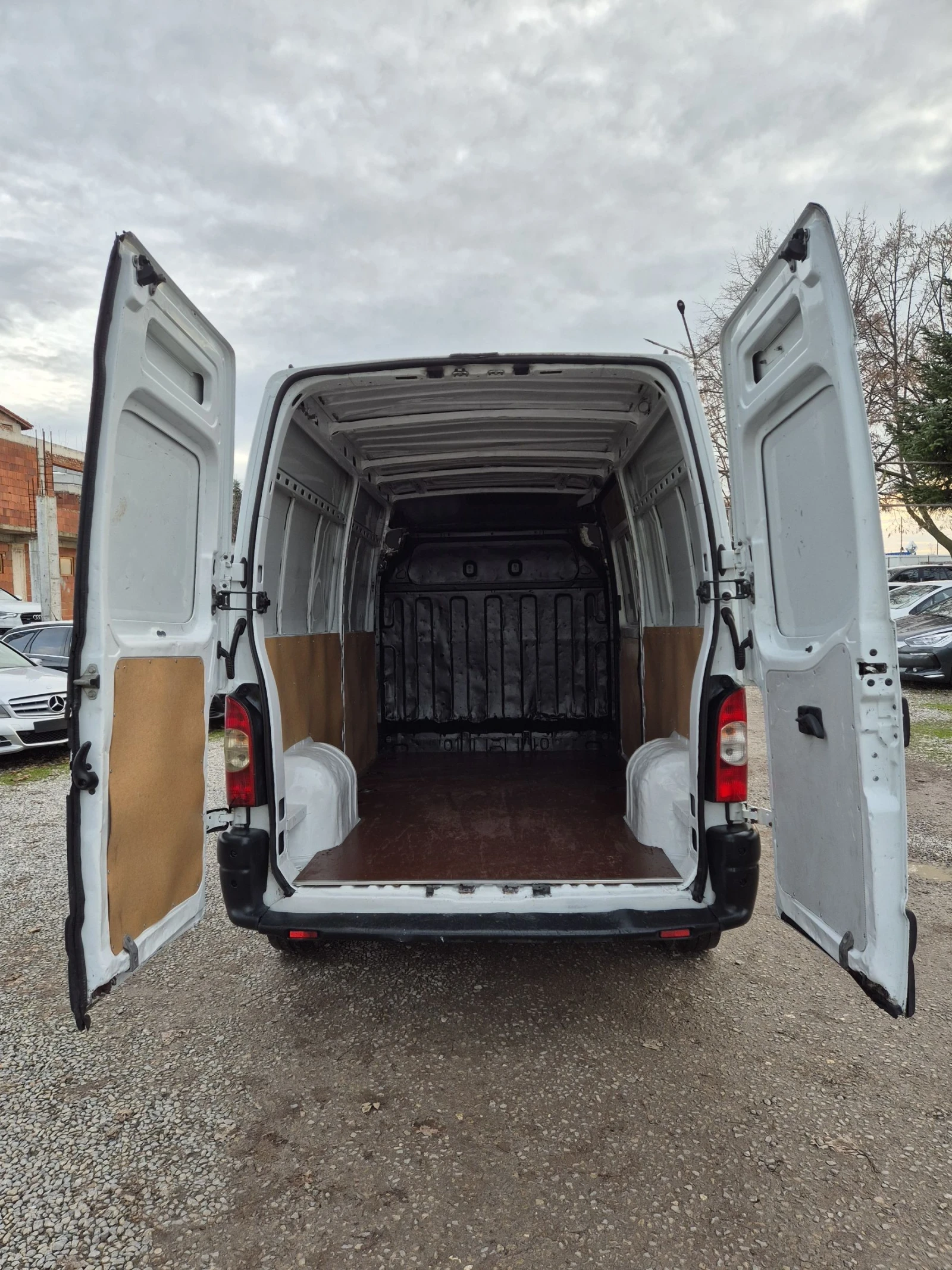 Opel Movano 2, 5dti-klima - изображение 8