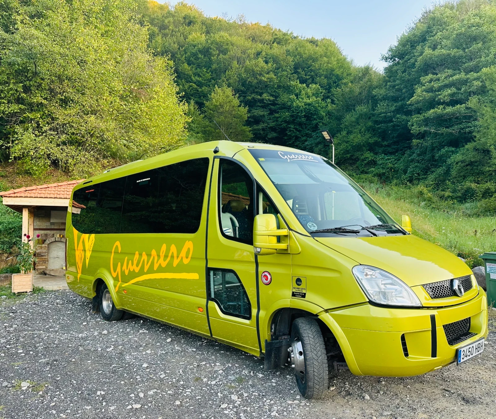 Iveco Daily 23 места двоен климатик стъклопакет , снимка 6 - Бусове и автобуси - 55725683