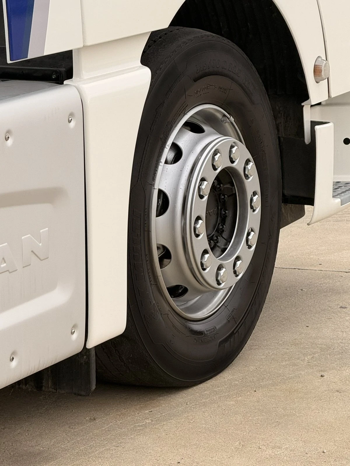 Man Tgx HEROS TRUCKS LEASING, снимка 8 - Камиони - 53928121