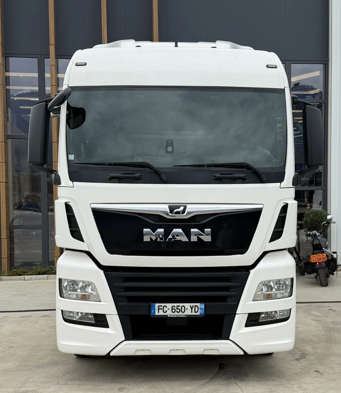 Man Tgx HEROS TRUCKS LEASING, снимка 3 - Камиони - 53928121