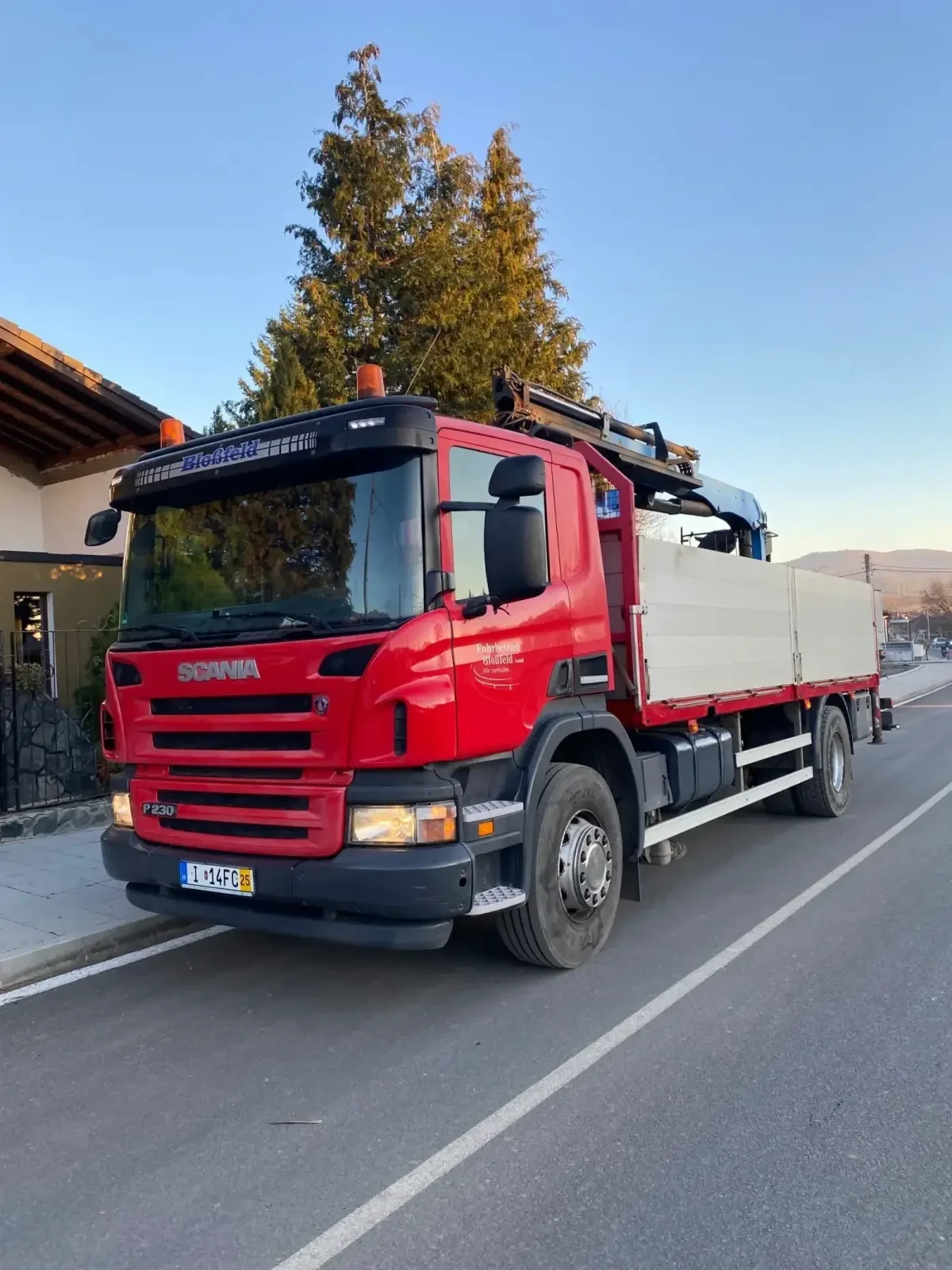 Scania P 230 Кран0887406748