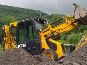   JCB