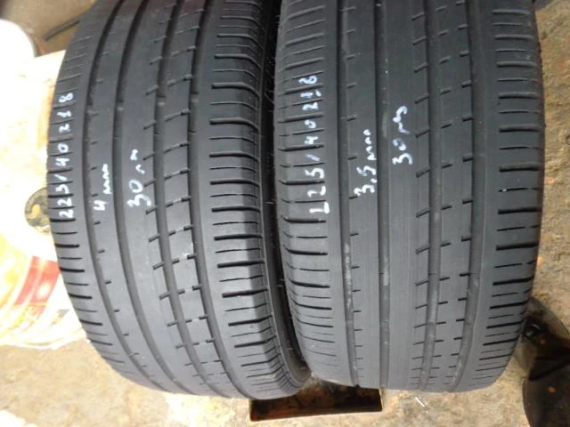 Гуми Летни 225/40R18, снимка 2 - Гуми и джанти - 18357764