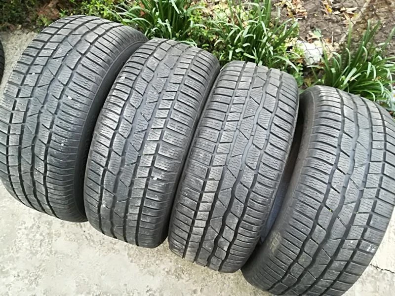 Гуми Зимни 225/55R16, снимка 3 - Гуми и джанти - 23625566