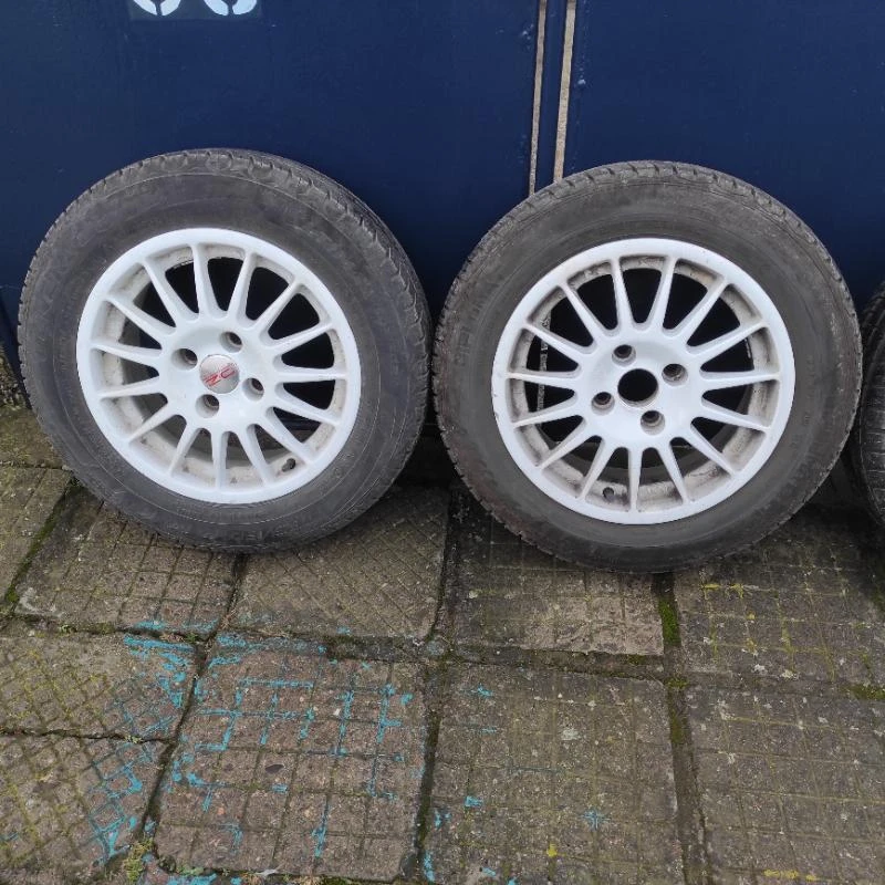 Гуми с джанти Други 185/60R14, снимка 3 - Гуми и джанти - 35043287