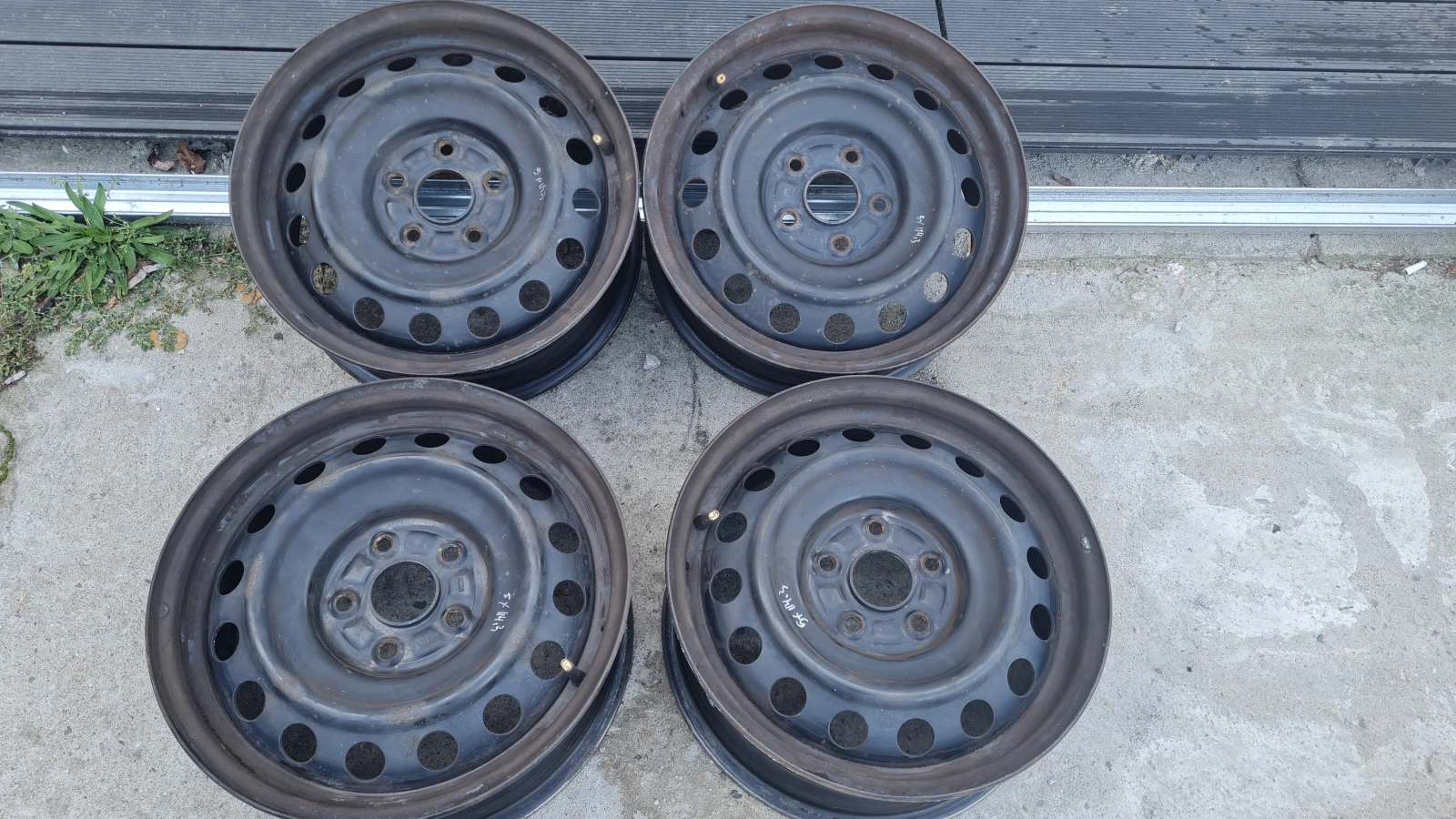 ������ �� Toyota Auris | Mobile.bg � ����������� 2