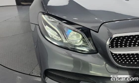 Mercedes-Benz E 220 Cabriolet, снимка 8