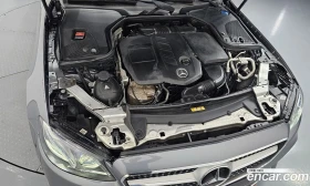 Mercedes-Benz E 220 Cabriolet, снимка 6