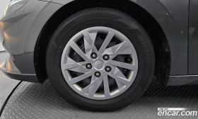 Hyundai Elantra 1.6 Smart, снимка 5