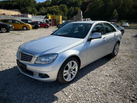  Mercedes-Benz 220