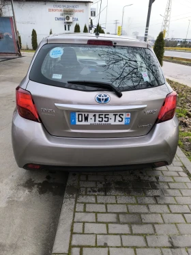 Toyota Yaris Hybrid , снимка 5
