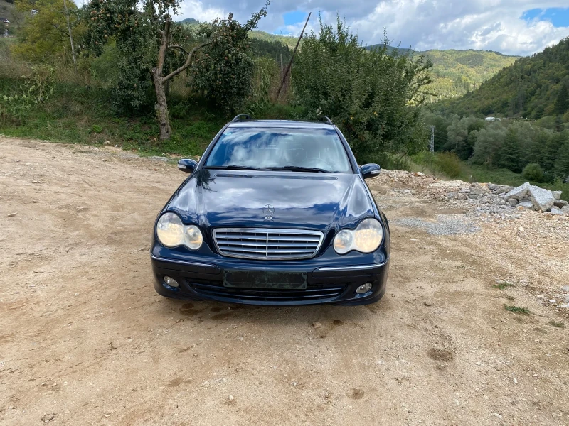 Mercedes-Benz C 180, снимка 1 - Автомобили и джипове - 44641589