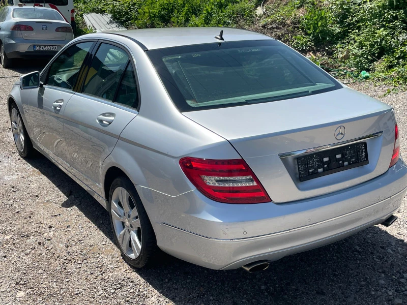 Mercedes-Benz C 350 4-matic//SWISS//Почти всички екстри/ПЪЛНА ИСТОРИЯ, снимка 7 - Автомобили и джипове - 47363604