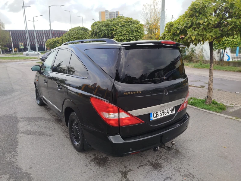 Ssang yong Rodius, снимка 6 - Автомобили и джипове - 47495915