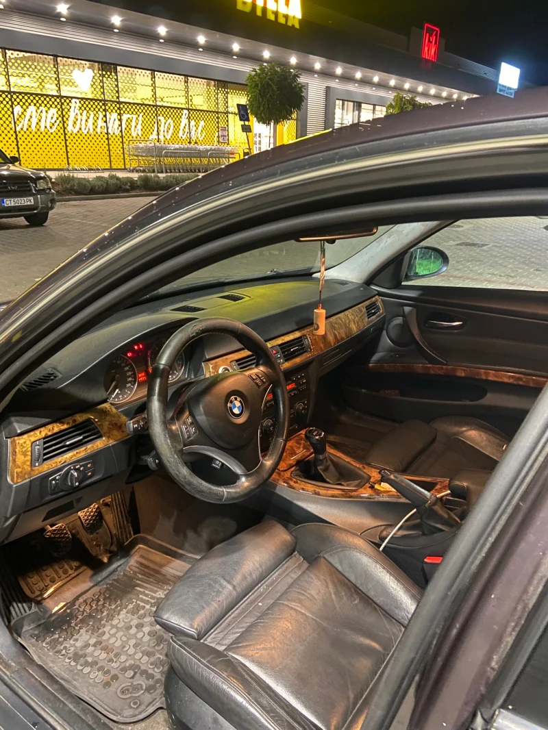 BMW 325 е90, снимка 3 - Автомобили и джипове - 47610376