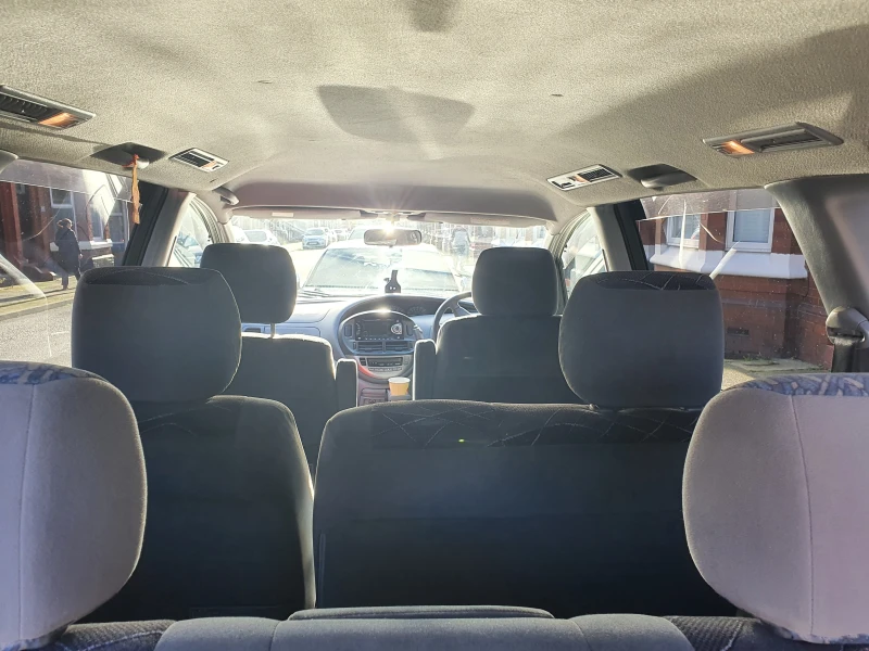 Toyota Previa, снимка 9 - Автомобили и джипове - 52292350