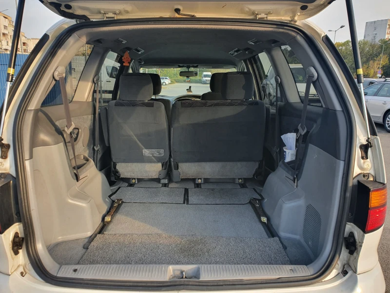 Toyota Previa, снимка 10 - Автомобили и джипове - 52292350