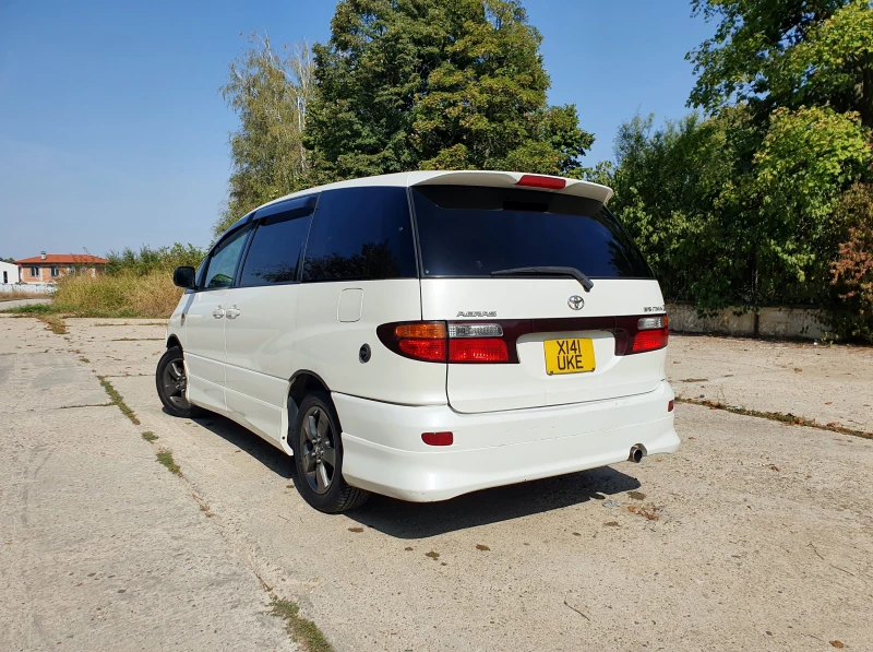 Toyota Previa, снимка 4 - Автомобили и джипове - 52292350