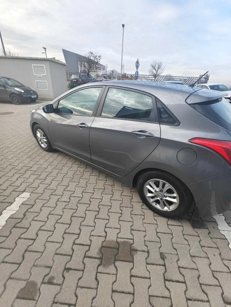 Hyundai I30 Comfort, снимка 3 - Автомобили и джипове - 52719539