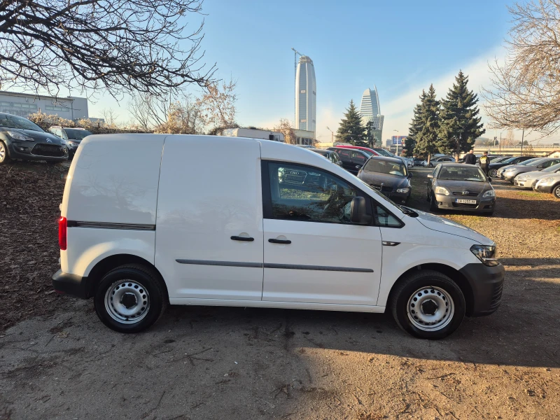 VW Caddy 2.0TDI  НОВ ВНОС ОТ ИТАЛИЯ БЕЗ РЪЖДИ И ЗАБЕЛЕЖКИ , снимка 4 - Автомобили и джипове - 52847668