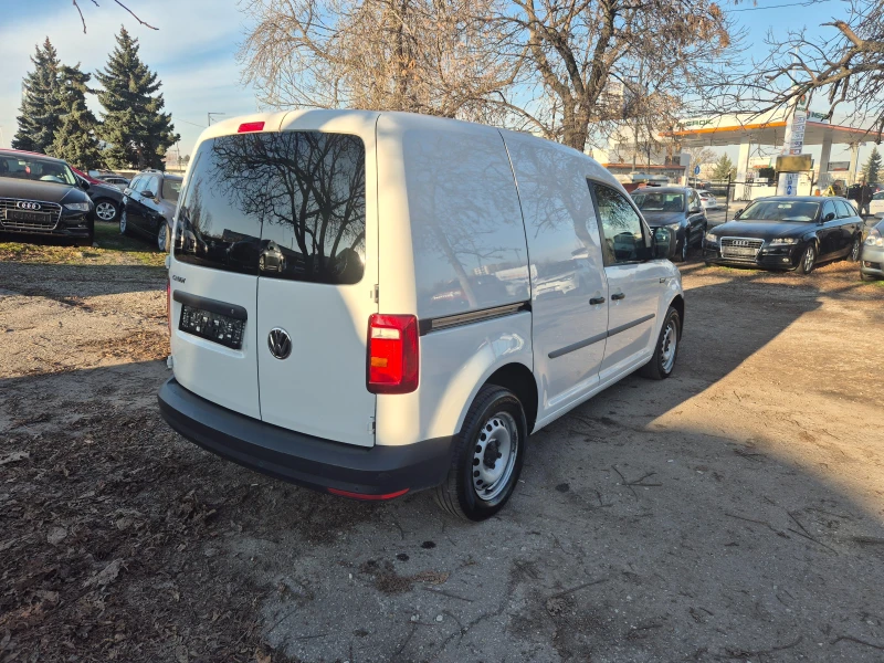 VW Caddy 2.0TDI  НОВ ВНОС ОТ ИТАЛИЯ БЕЗ РЪЖДИ И ЗАБЕЛЕЖКИ , снимка 5 - Автомобили и джипове - 52847668
