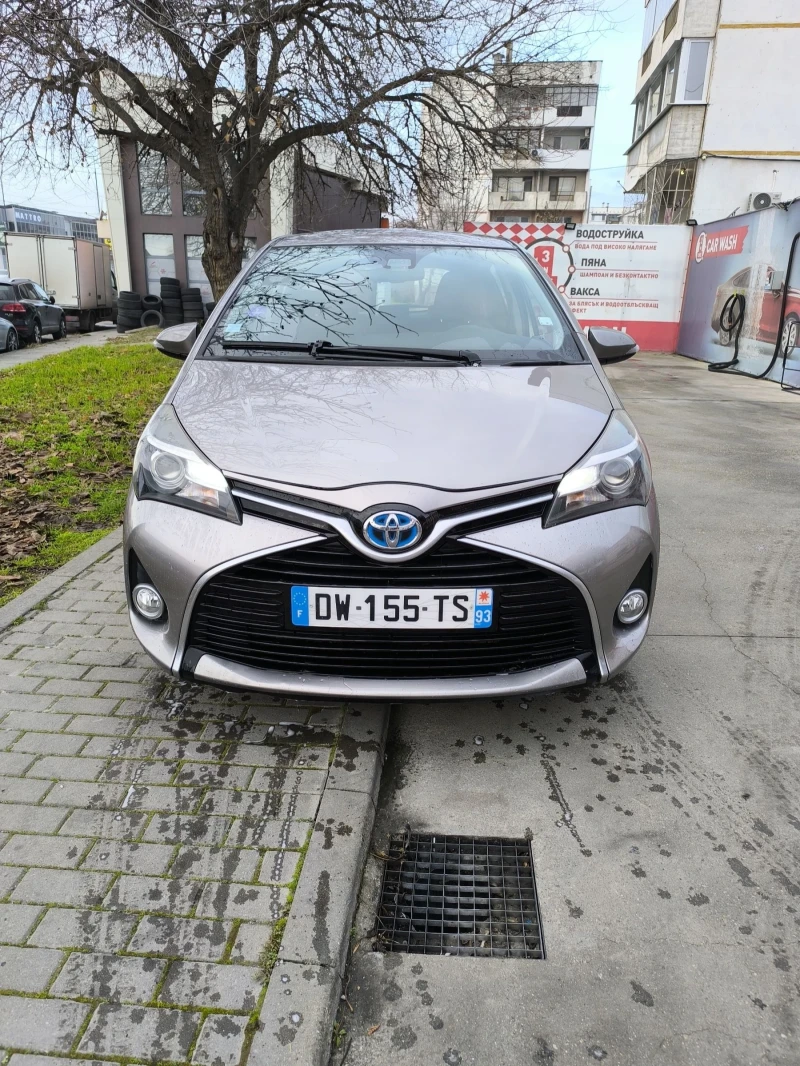 Toyota Yaris Hybrid , снимка 2 - Автомобили и джипове - 52887023