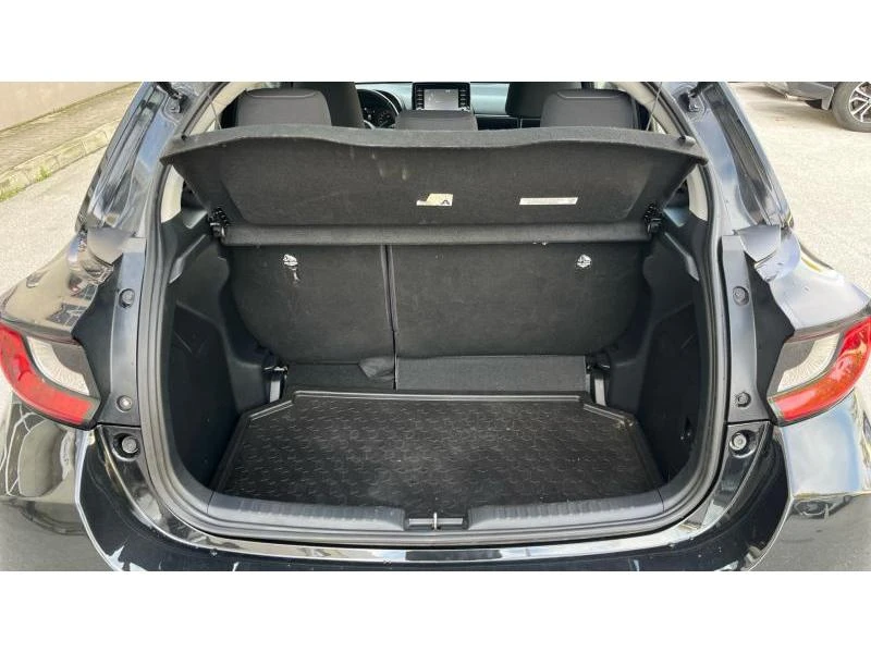 Toyota Yaris FANCY - изображение 10